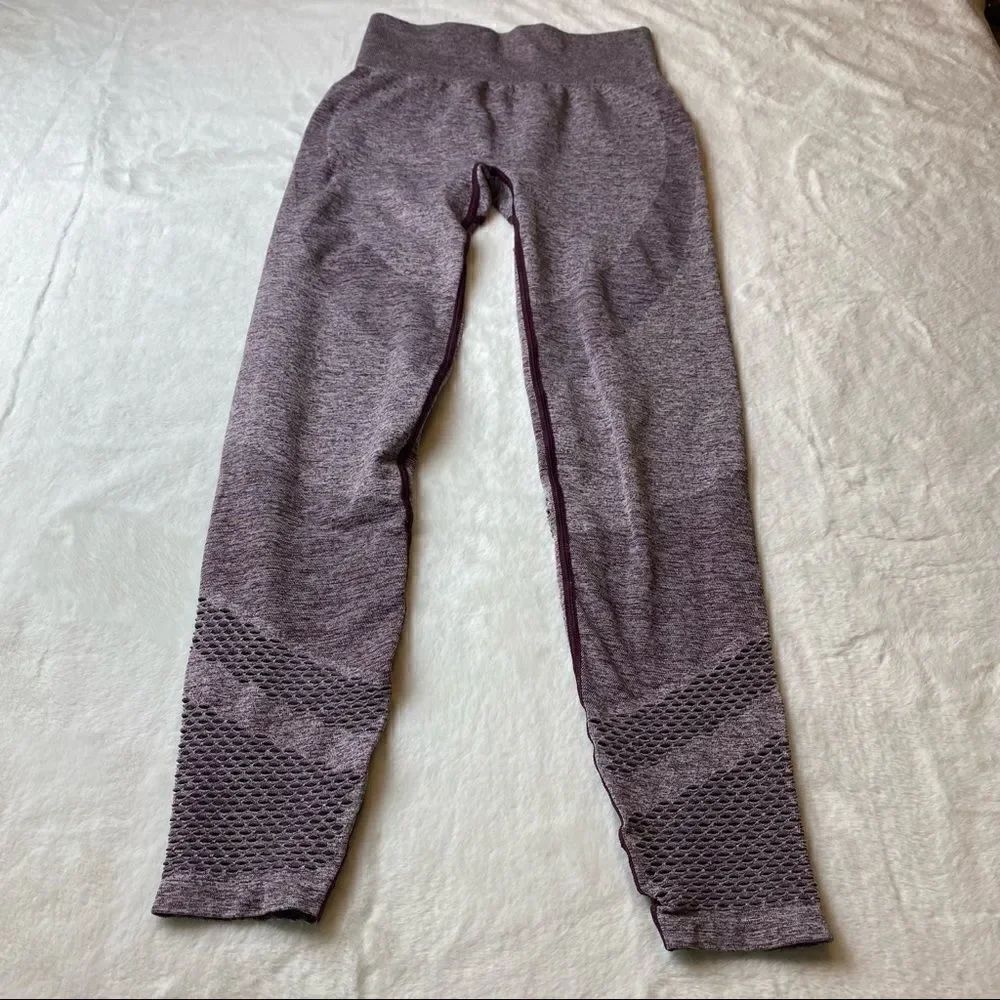 Pink Victoria's Secret's Seamless Purple Heather Leggings Size Small